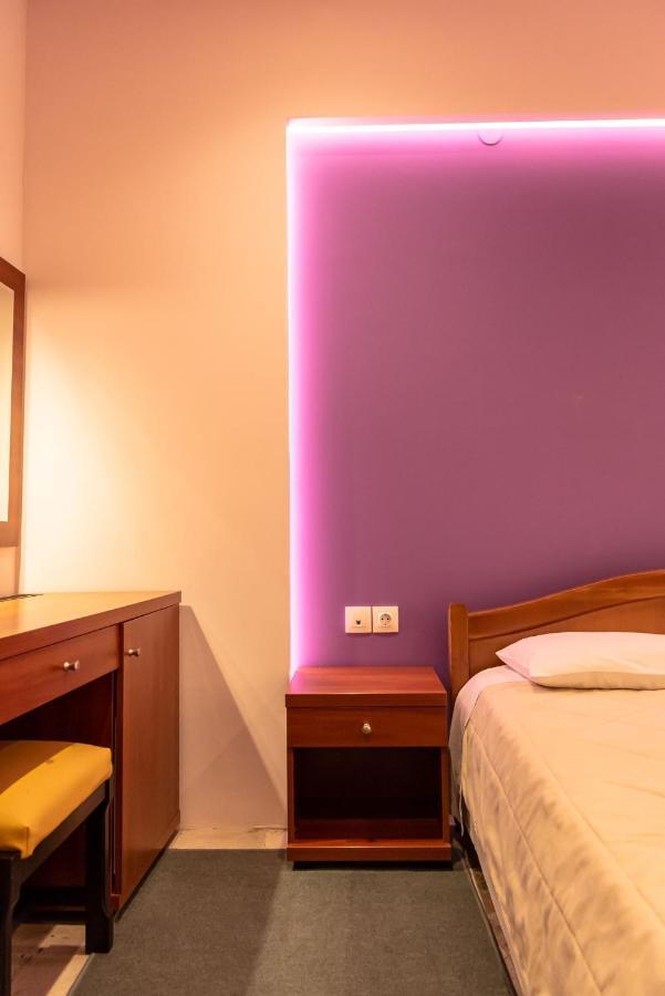 Telis Hotel Егіо Екстер'єр фото