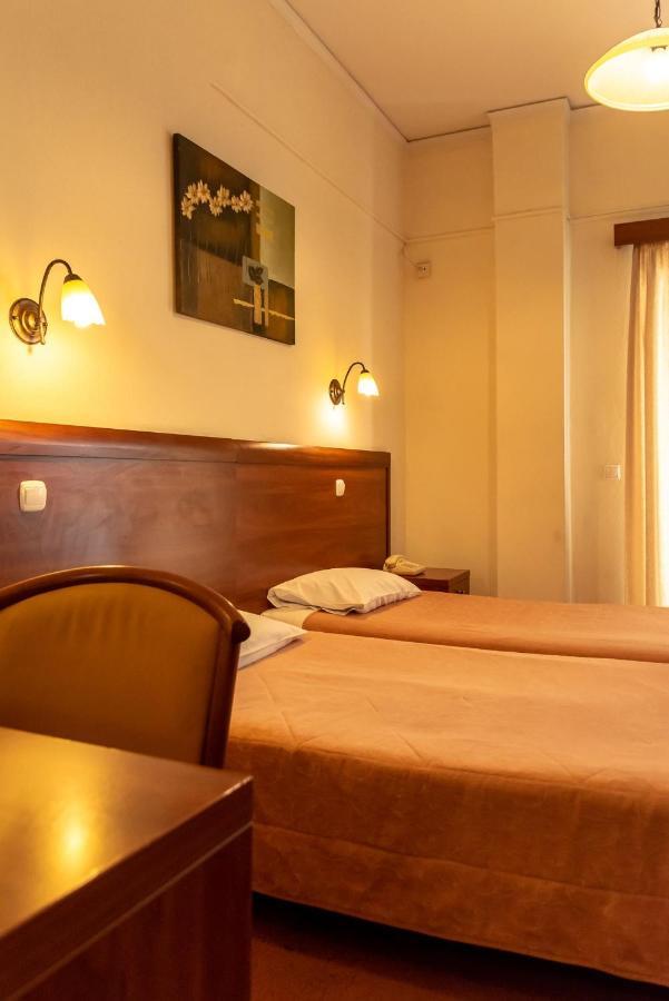 Telis Hotel Егіо Екстер'єр фото